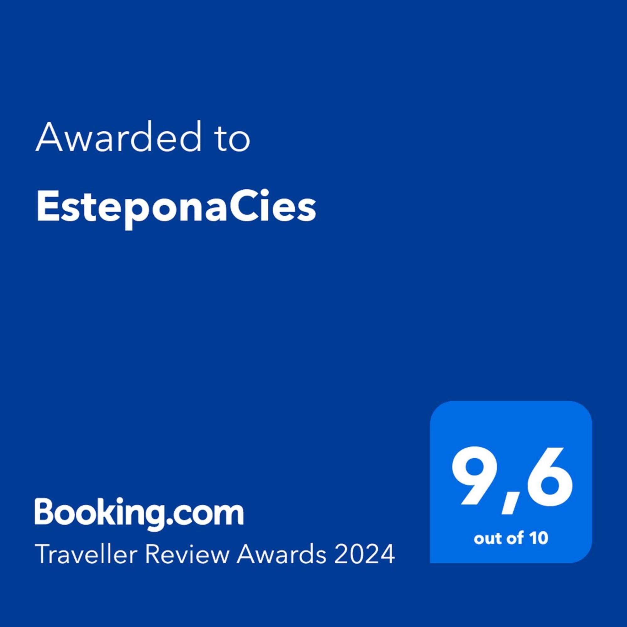 Esteponacies Esterno foto